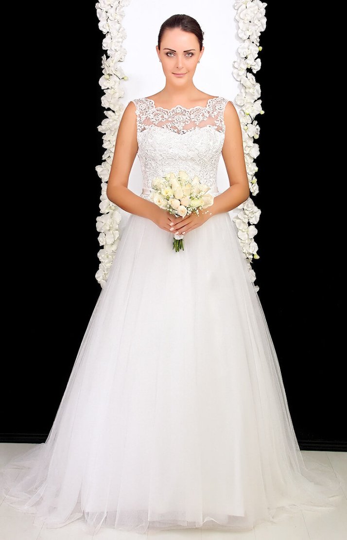 Vestido de Novia encaje bordado en el busto