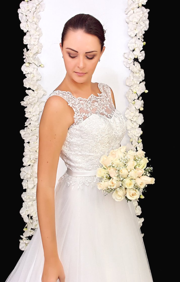 Vestido de Novia corte princesa romántico