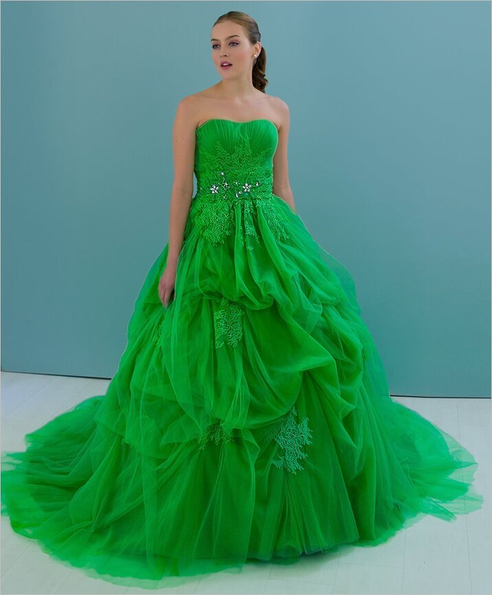 Vestido de 15 años verde Elena Reynoso